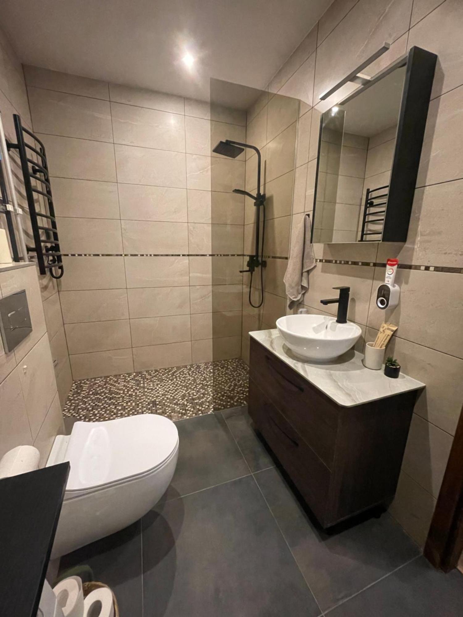 Cozy Narva Maee Apartment Tartu Esterno foto